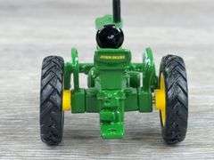 Gold Ford 901 Powermaster NF-Ertl Collectibles & John Deere 60 WF-Ertl, 1/64