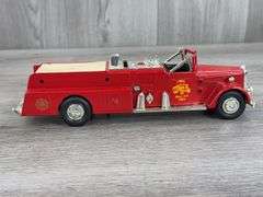 1955 Ward La France Fire Pumper Truck Bank, 1/30, National Farm Toy Show, Ertl