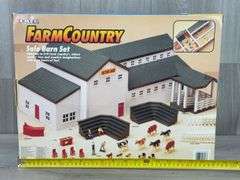 Farm Country Sale Barn Set 95 Pieces,  Ertl, Missing Pieces, Not Complete