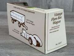Vintage Flare Box Wagon, 1/43, Ertl