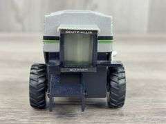 Deutz-Allis Gleaner R50 Combine, 1/64, Ertl, 2 Heads