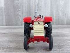 International 660 WF Diesel, 1/16, 1999 NFTS, Toy Farmer