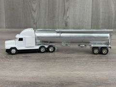 Truck W/Auger Bulk Feeder, 1/64, Custom