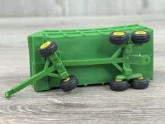 3 Forage Wagons, 1/64, 1 Ertl-1 Badger 1200 Scale Models, 1-Plastic