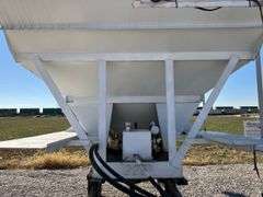 Simonsen Fertilizer Tender Dual Bin Hopper - No chassis