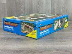 Farm Country Animal Shed Set 46 Pieces, Ertl, Unsure If Complete