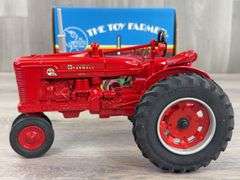 McCormick Farmall Super M-TA Diesel NF, 1/16, Toy Farmer