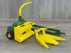 John Deere Forage Harvester, 1/16, Ertl, 2 Heads