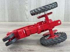 IH McCormick Farmall 656 NF, 1/16, Custom