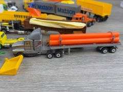 Matchbox, Shinsei, Yatming, Hot Wheels Tractor Trailers & Vans, 1/64