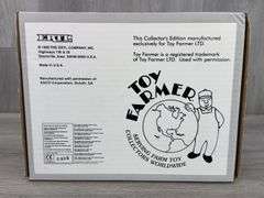 Allis-Chalmers Two-Twenty MFD Duals, 1/16, Toy Farmer