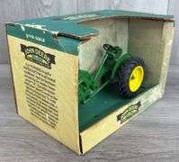 John Deere 1941-1946 Model LA Tractor