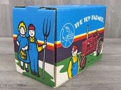 IH McCormick Farmall Super M-TA NF,  1/16, Toy Farmer