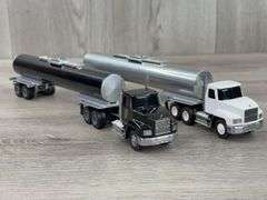 2 Mack CH600 Chemical Tankers, 1/64, Penjoy