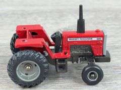 Massey Ferguson Tractors, 1/64, Ertl