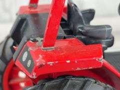 International 886 WF, 1/16, Ertl, ROPS Has Been Repaired