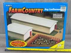 Farm Country Hog Confinement Set 79 Pieces,  Ertl, Unsure If Complete