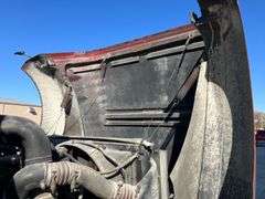 1994 International 9400 Semi with 3500-Gal Tank Skid