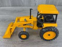 John Deere 2755 MFWD Industrial W/Loader, 1/16, Ertl