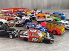 Ertl, Racing Champions, Hot Wheels & Majorette Cars, 1/64