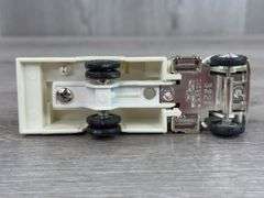 Dump, Flatbed & Utility Trucks, 1/64, Ertl, Matchbox & Majorette