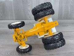 Minneapolis Moline G750 MFD Duals ROPS, 1/16, 1994 NFTS