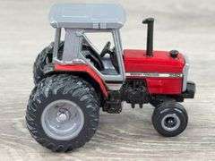 Massey Ferguson Tractors, 1/64, Ertl