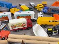 Matchbox, Shinsei, Yatming, Hot Wheels Tractor Trailers & Vans, 1/64