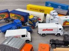 Matchbox, Shinsei, Yatming, Hot Wheels Tractor Trailers & Vans, 1/64