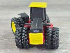 Steiger Panther CP1400 Duals 4WD & Versatile 936 Duals 4WD, 1/64, Scale Models