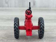 IH McCormick Farmall Diesel Super M-TA NF, 1/43 Toy Farmer