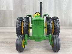John Deere 4520 Diesel WF Duals, 1/16, 2005 OH FFA