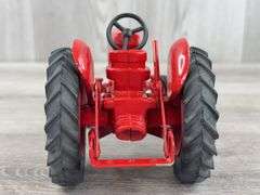 International 300 WF Utility, 1/16, Deyen, Right Fender Is Loose