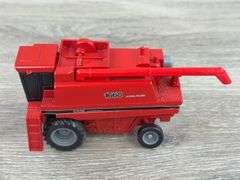 Case International 1660 Axial Flow Combine,  1/64, Ertl, 2 Heads