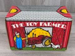 Massy-Harris 55 Diesel WF, 1/16, Toy Farmer