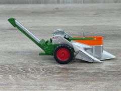 Farmall 560, John Deere 630& Oliver Row-Crop 88 W/Mounted Corn Pickers, 1/64, Custom