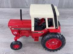 International 986 WF, 1/16, Red Power, Custom