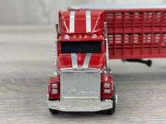 International Navistar Truck W/Livestock Trailer, 1/64, Custom