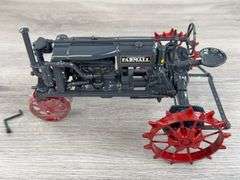 McCormick-Deering Farmall Regular, 1/16, Precision Series 1
