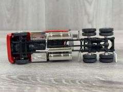 International Truck-DCP W/Refrigerated Trailer Bank-Liberty Classics Limited Edition, 1/64, Mudflap Not Attached