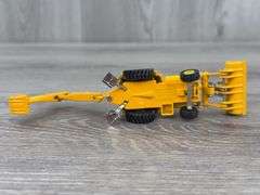John Deere, Caterpillar, Tonka Construction Equipment, 1/64 & 1/87, Ertl, NZG & Tonka