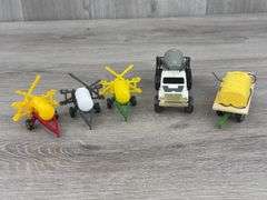 FS Sprayer Truck & 4 Pull Type Sprayers, 1/64, 4 Ertl, 1 Custom