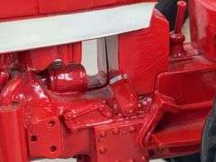 International 606 WF, 1/16, Custom, 3 PT., Fender & Shifter Broken Off, Fender Included