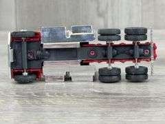 International Navistar Simon's Feed Store & International 9800 Truck W/Bottom Dump Trailers, 1/64, Ertl