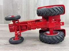 International 660 WF Diesel, 1/16, 1999 NFTS, Toy Farmer