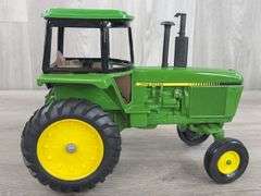 John Deere 4440 WF, 1/16, Ertl