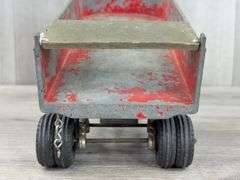 Hubley Kiddie Toy Dump Trailer, 11”