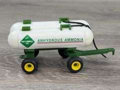 4 Anhydrous Ammonia Tanks, 1/64, 3 Ertl- 1 Custom