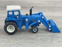 5 Ford Tractors, 1/64, Ertl