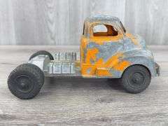 Hubley Truck-7 1/2” & 2 Log Trailers-10 1/4”